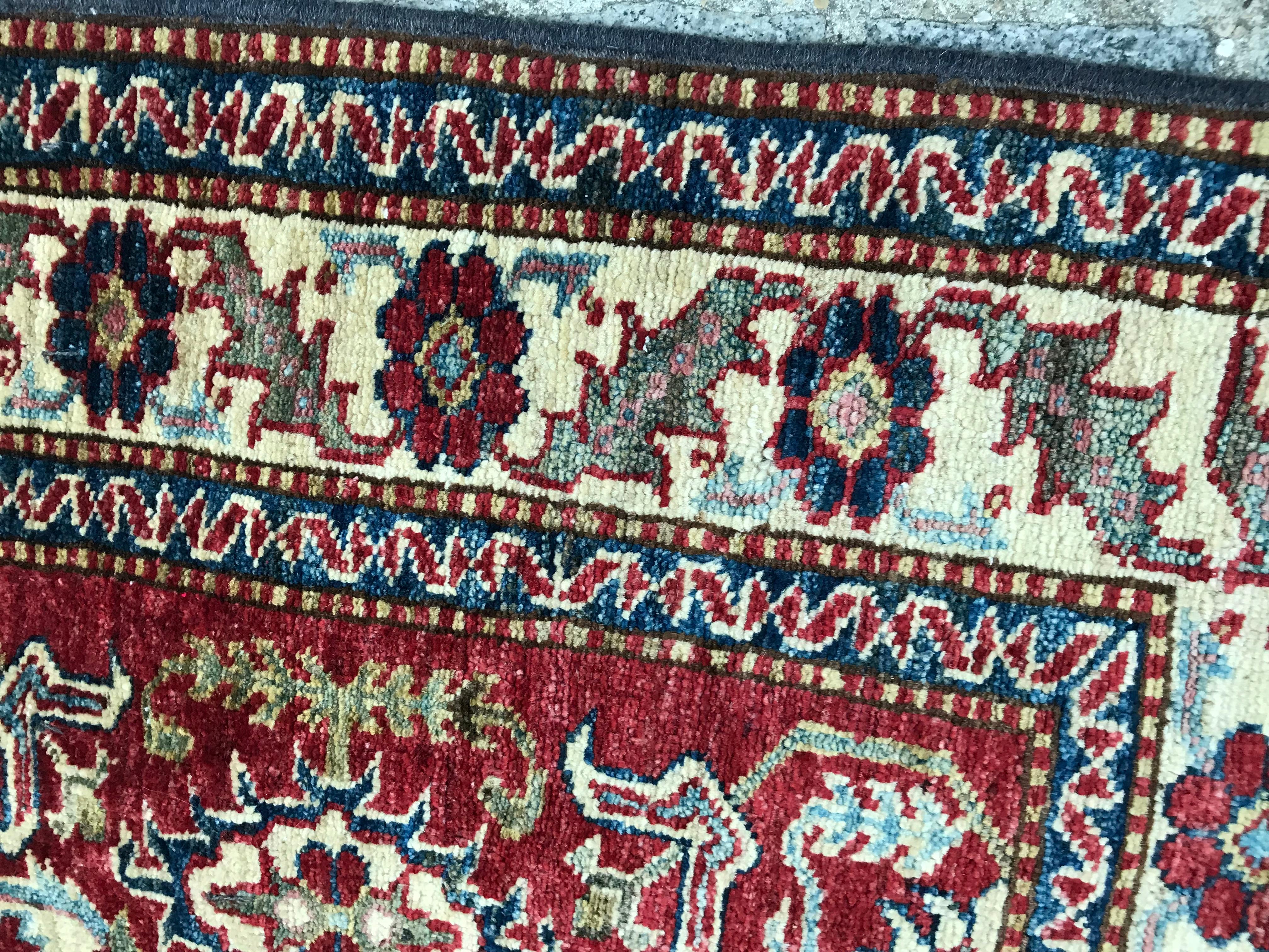 Laine Magnifique petit tapis afghan en vente
