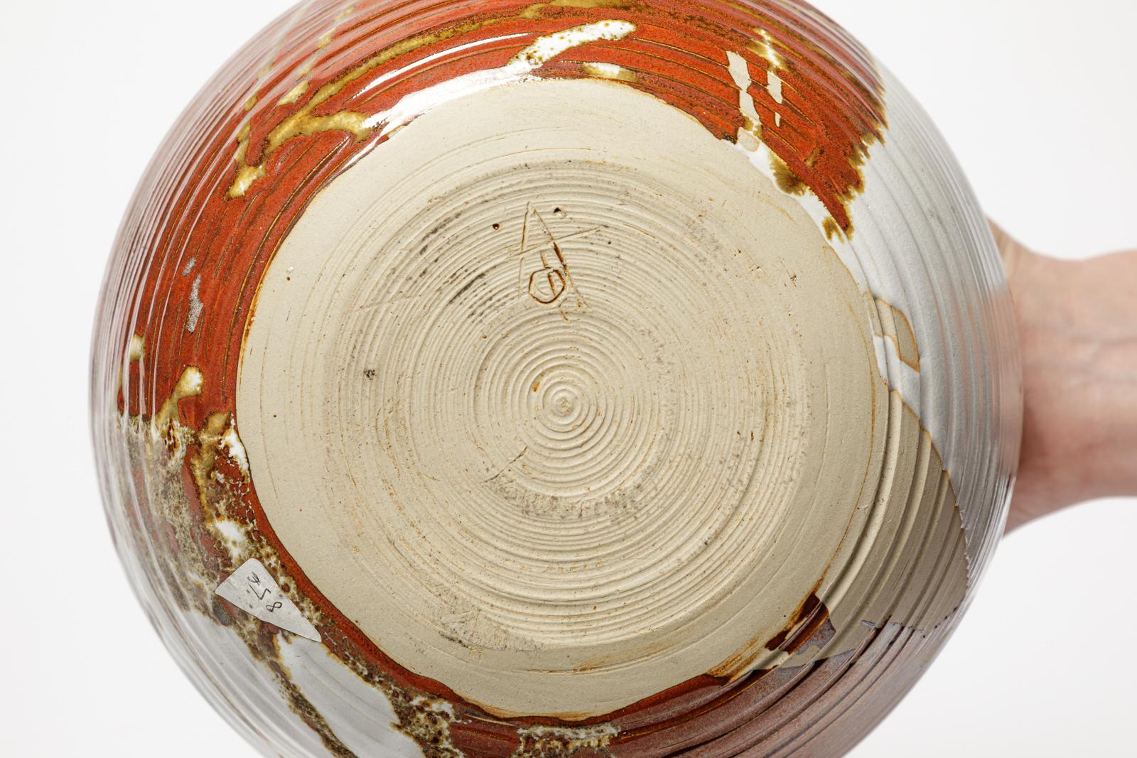 XXIe siècle et contemporain Vase en céramique abstraite blanche, noire et rouge, design du 21ème siècle par ATOI circa 2010 en vente