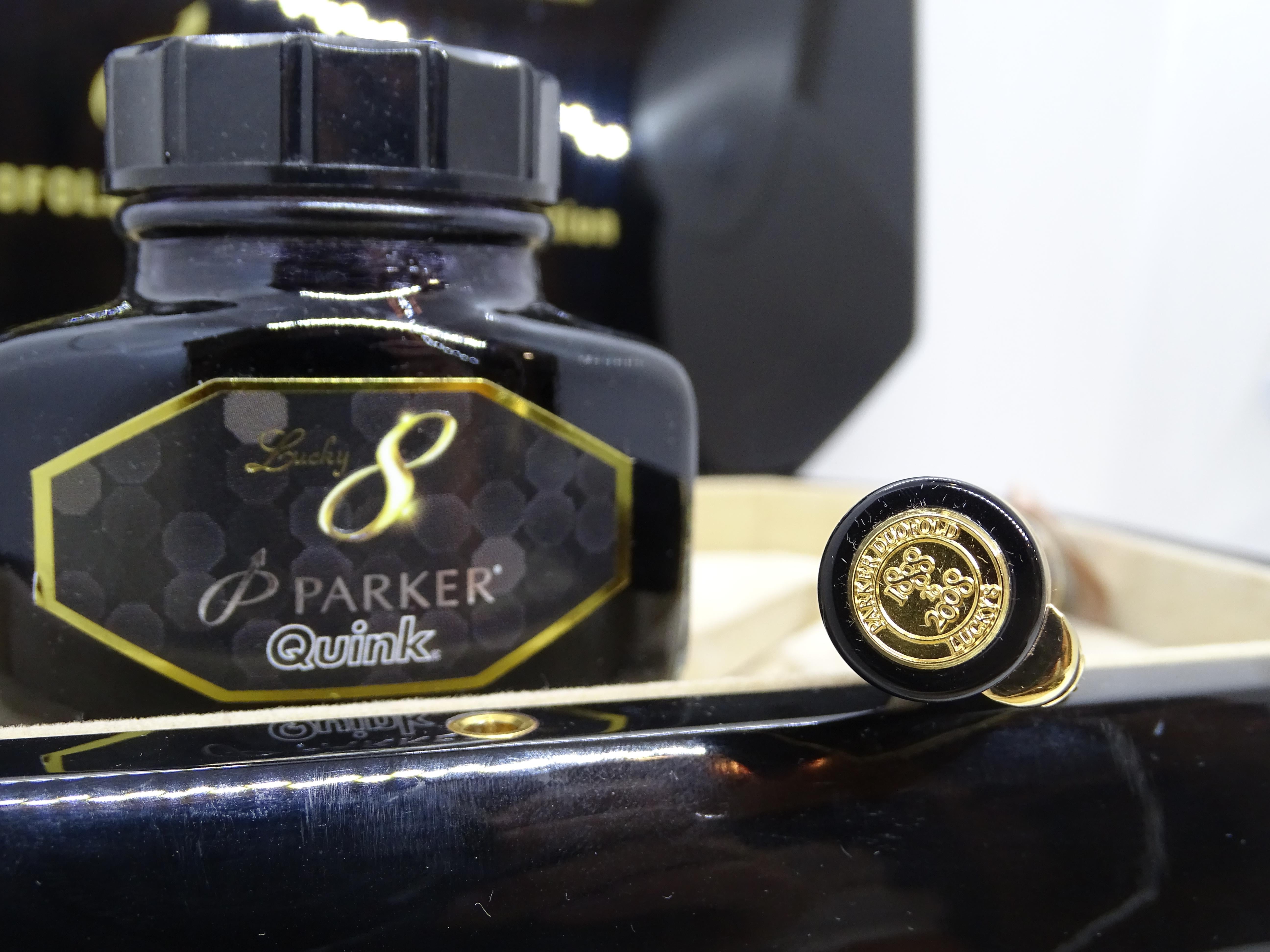 21st century England Parker Black Pen gold  inkell  box Lucky 8 8