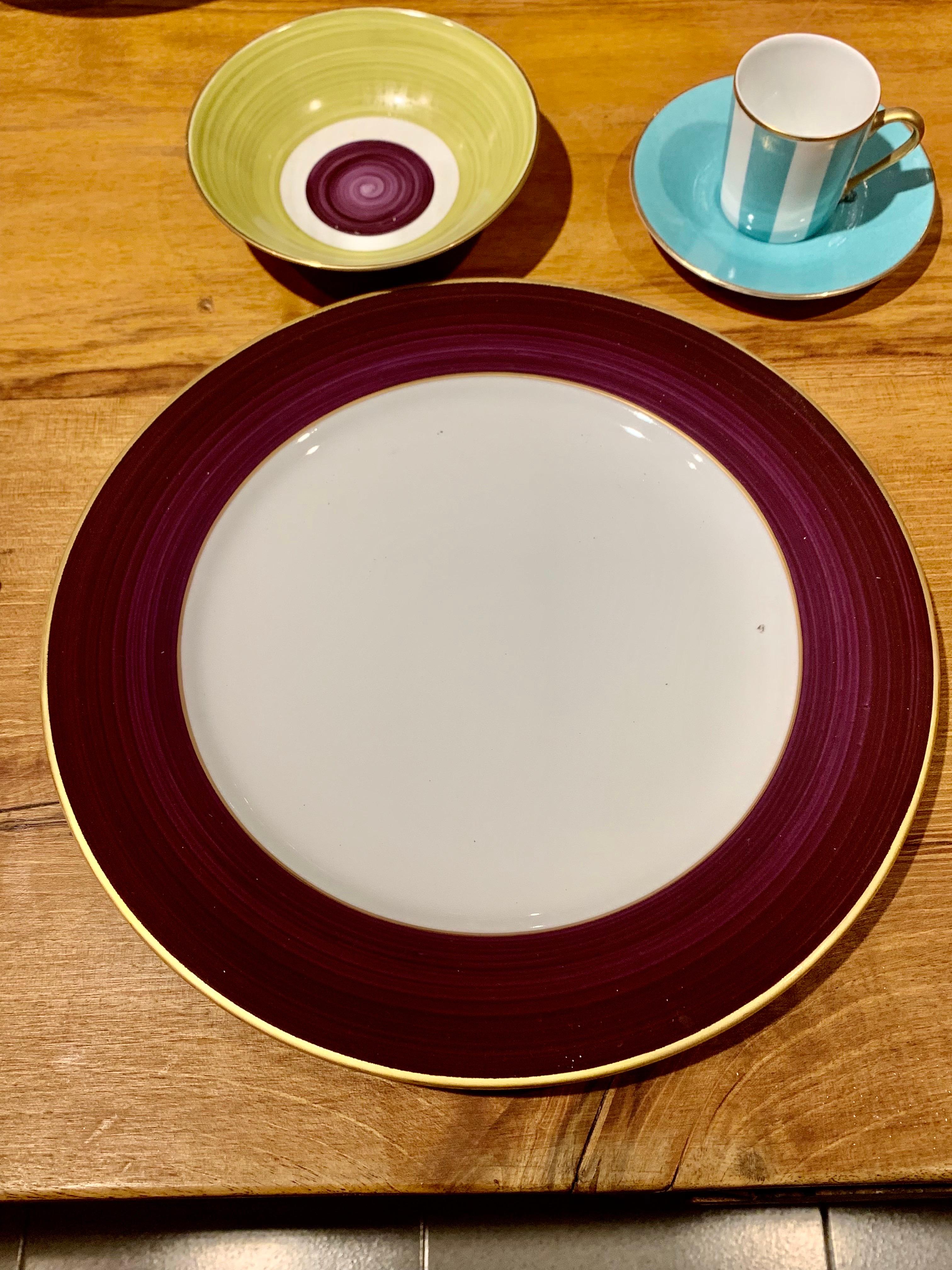 Servizio da tavola francese di Limoges Marie Daage del 21° secolo dipinto a mano in vendita 5