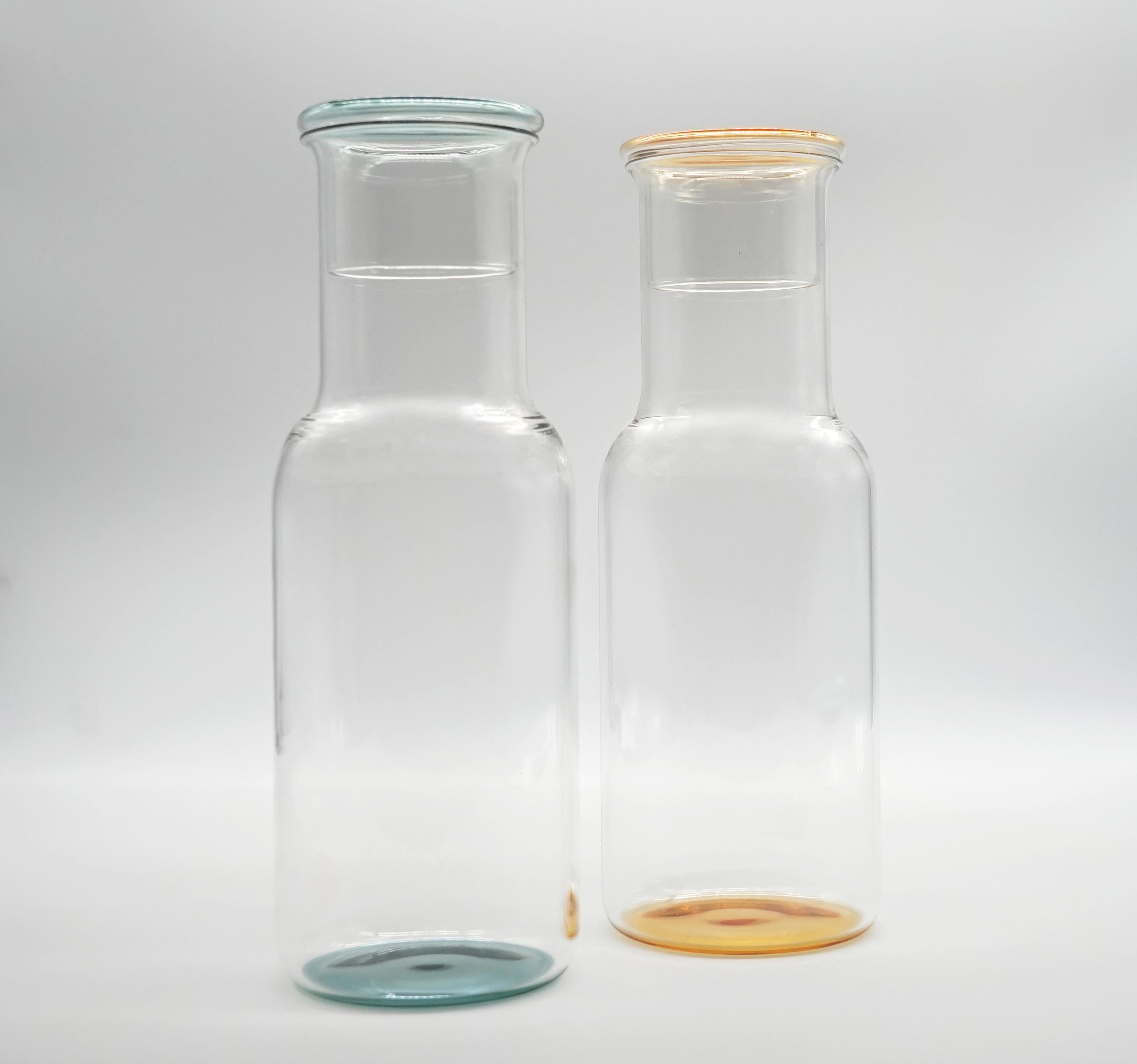 21st Century Glass Bottle Iride, Green Color, Kanz Architetti In New Condition For Sale In Venezia, Veneto