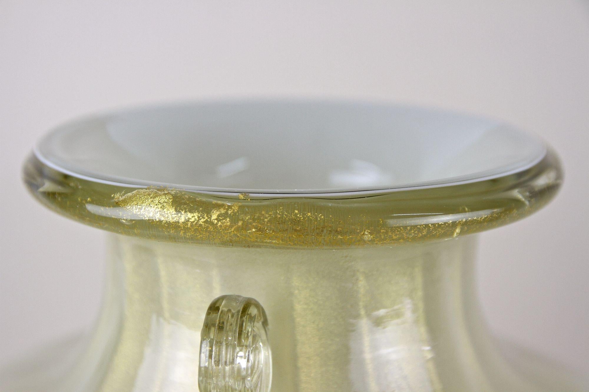 Goldene/beige Murano Amphora-Vase des 21. Jahrhunderts von GABBIANI Venezia, Italien im Angebot 4