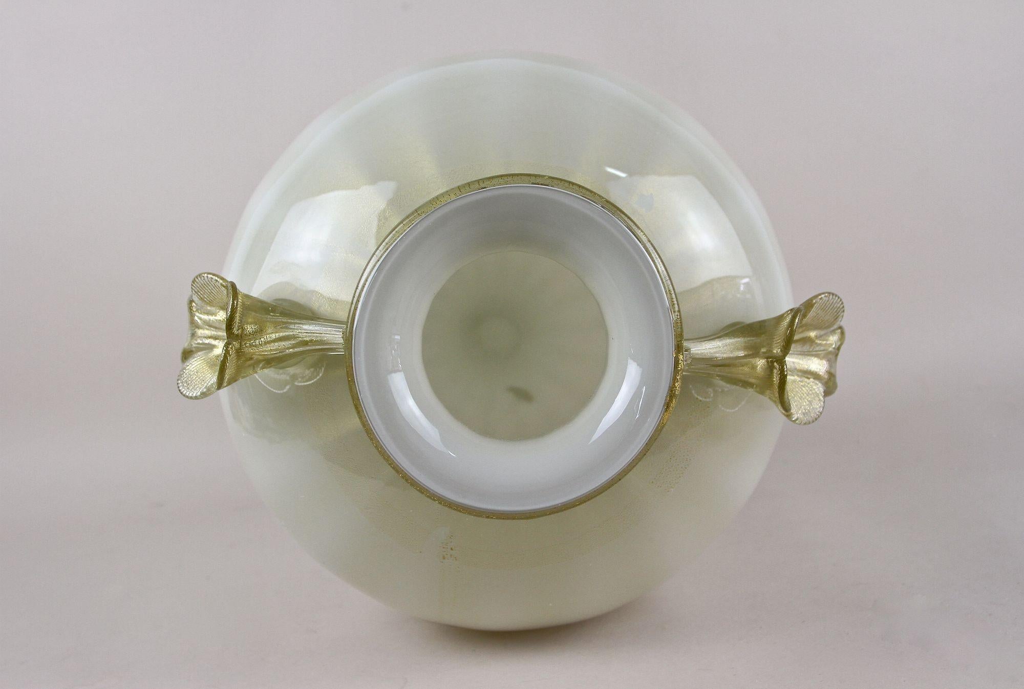 Goldene/beige Murano Amphora-Vase des 21. Jahrhunderts von GABBIANI Venezia, Italien im Angebot 11