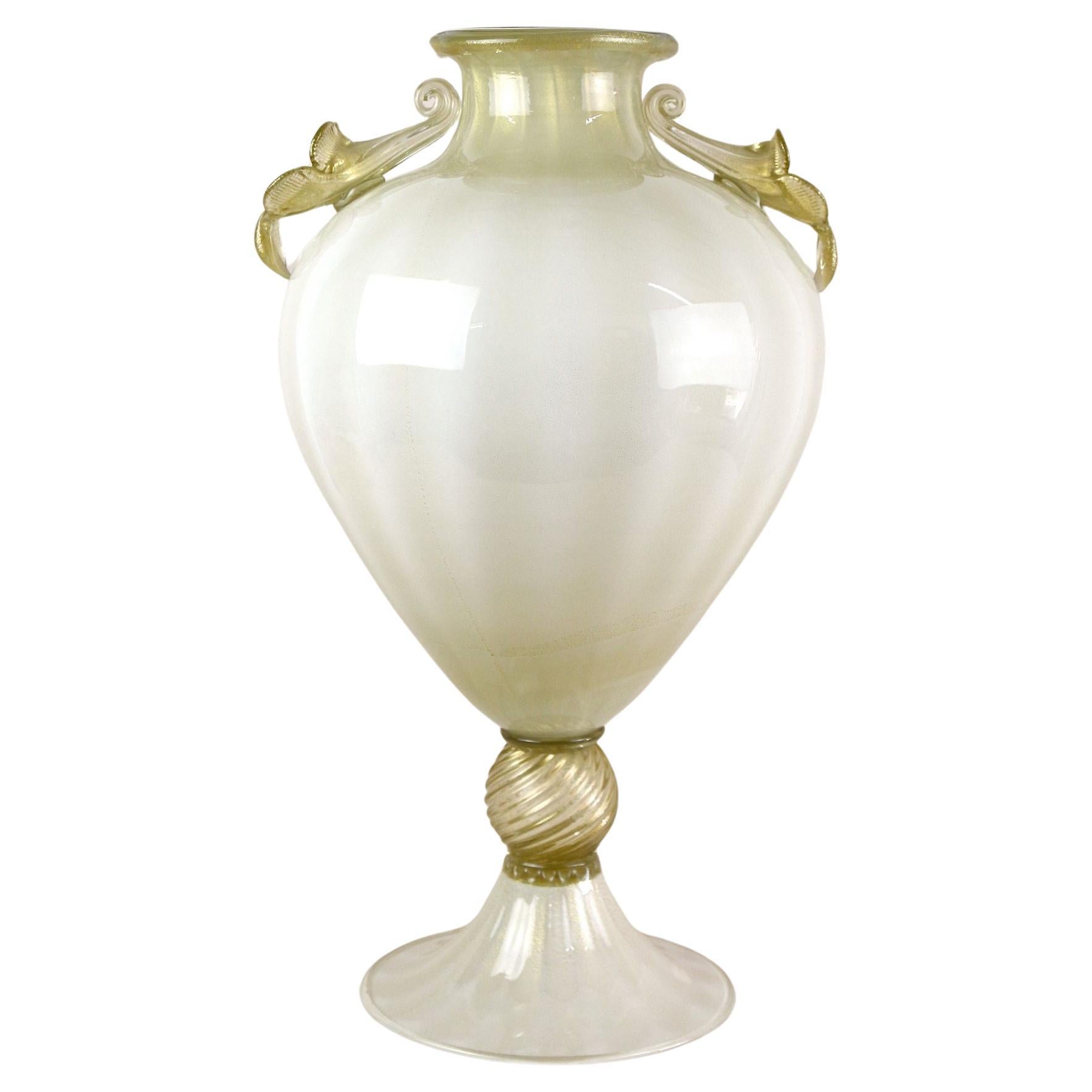 Goldene/beige Murano Amphora-Vase des 21. Jahrhunderts von GABBIANI Venezia, Italien im Angebot