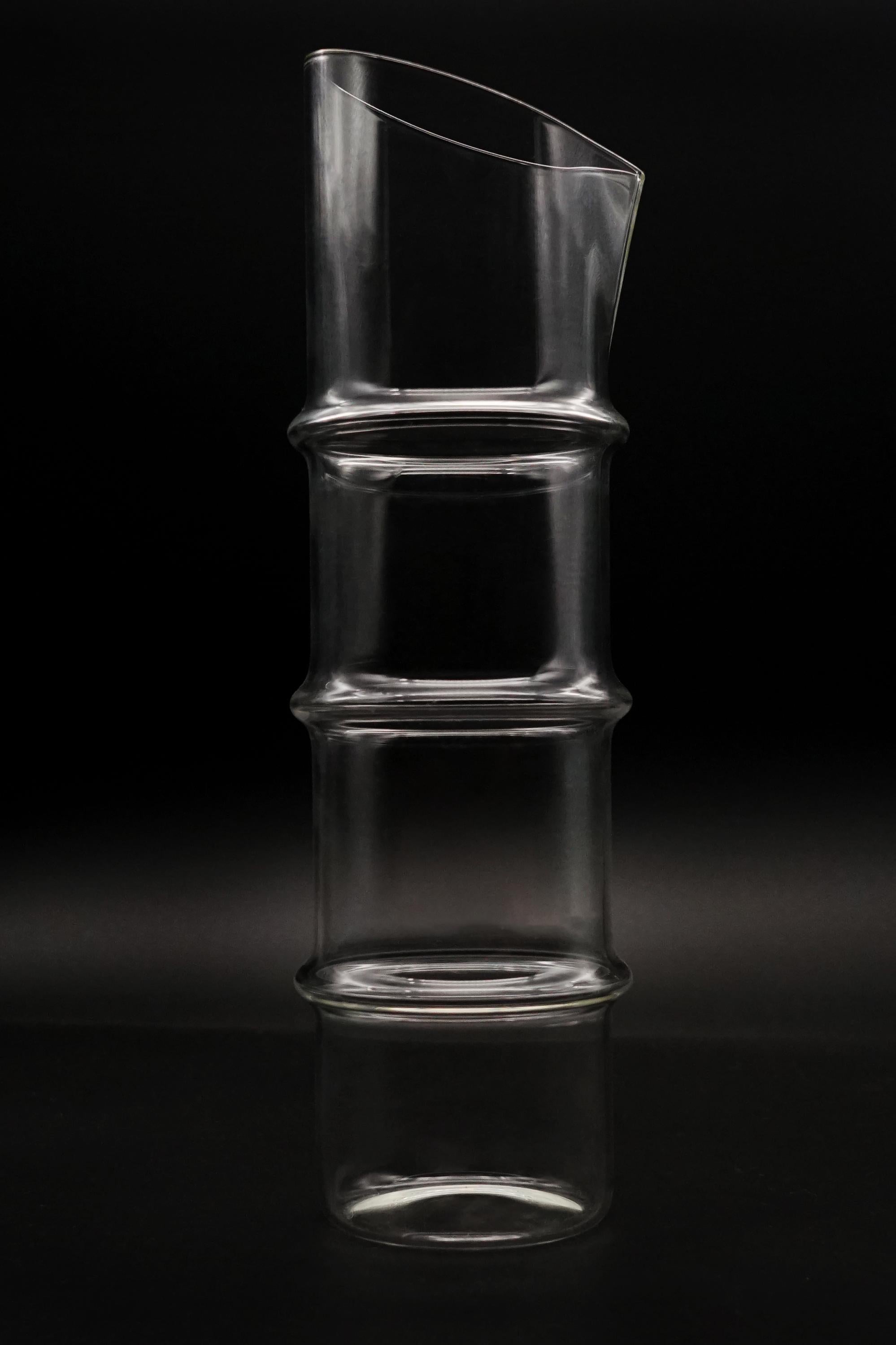 Italian 21st Century Hand-Crafted Glass Carafe TAKE 75cl, Trasparent, Kanz Architetti For Sale