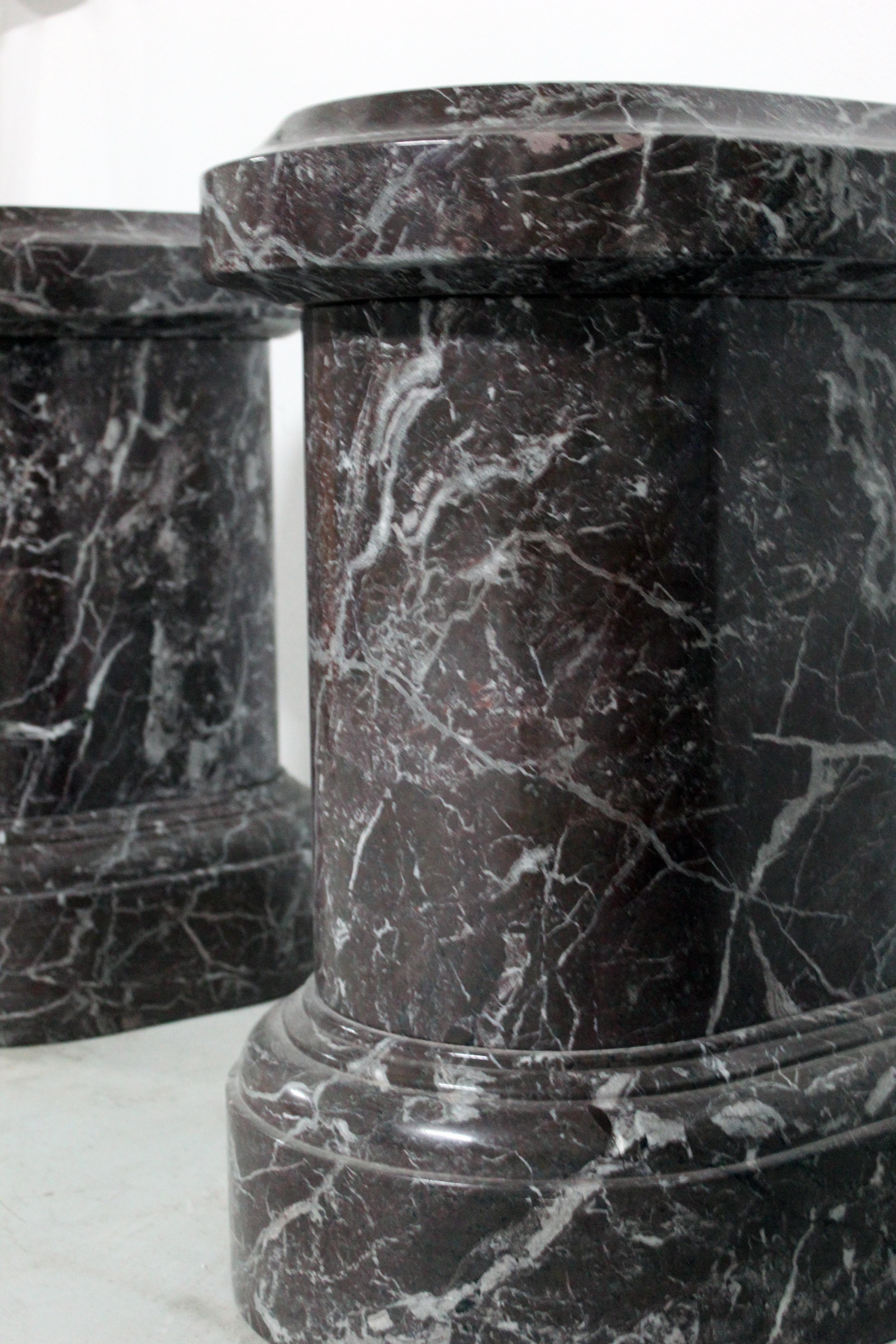 Neoclassical 21st Century Italian Marble Red and Violet Pair of Sculpture Pedestals Classical For Sale