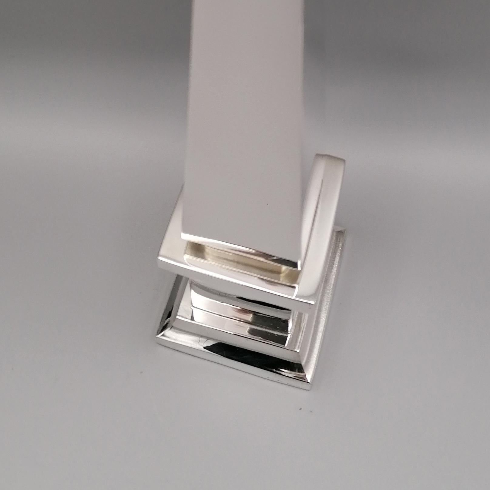 Obelisco italiano de plata de ley del siglo XXI en Nuevo estado para la venta en VALENZA, IT