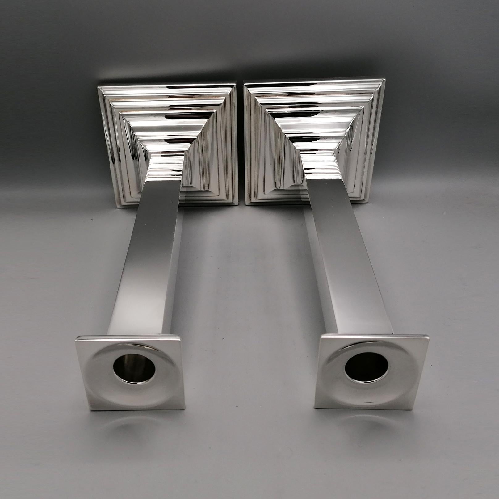 Siglo XXI Pareja de candelabros cuadrados modernos italianos de plata de ley en venta 5