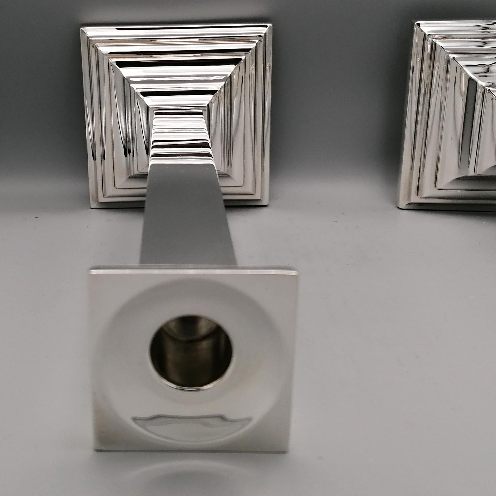 Siglo XXI Pareja de candelabros cuadrados modernos italianos de plata de ley en venta 6