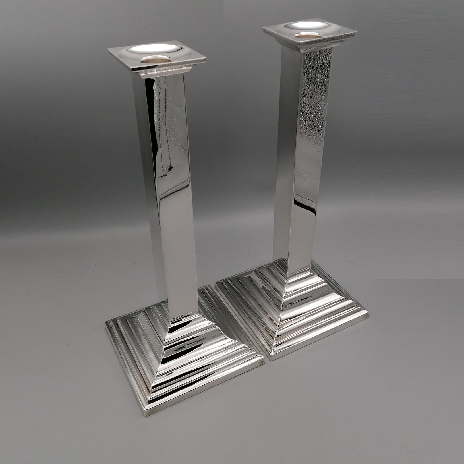 Siglo XXI Pareja de candelabros cuadrados modernos italianos de plata de ley Moderno en venta