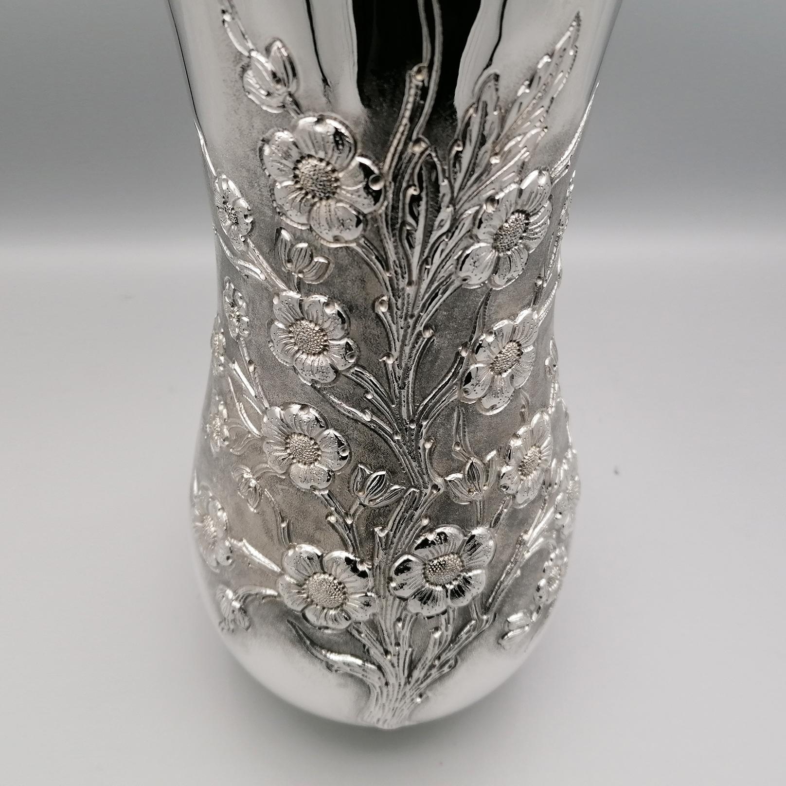21th Century Italian Sterling Silver Vase For Sale 4