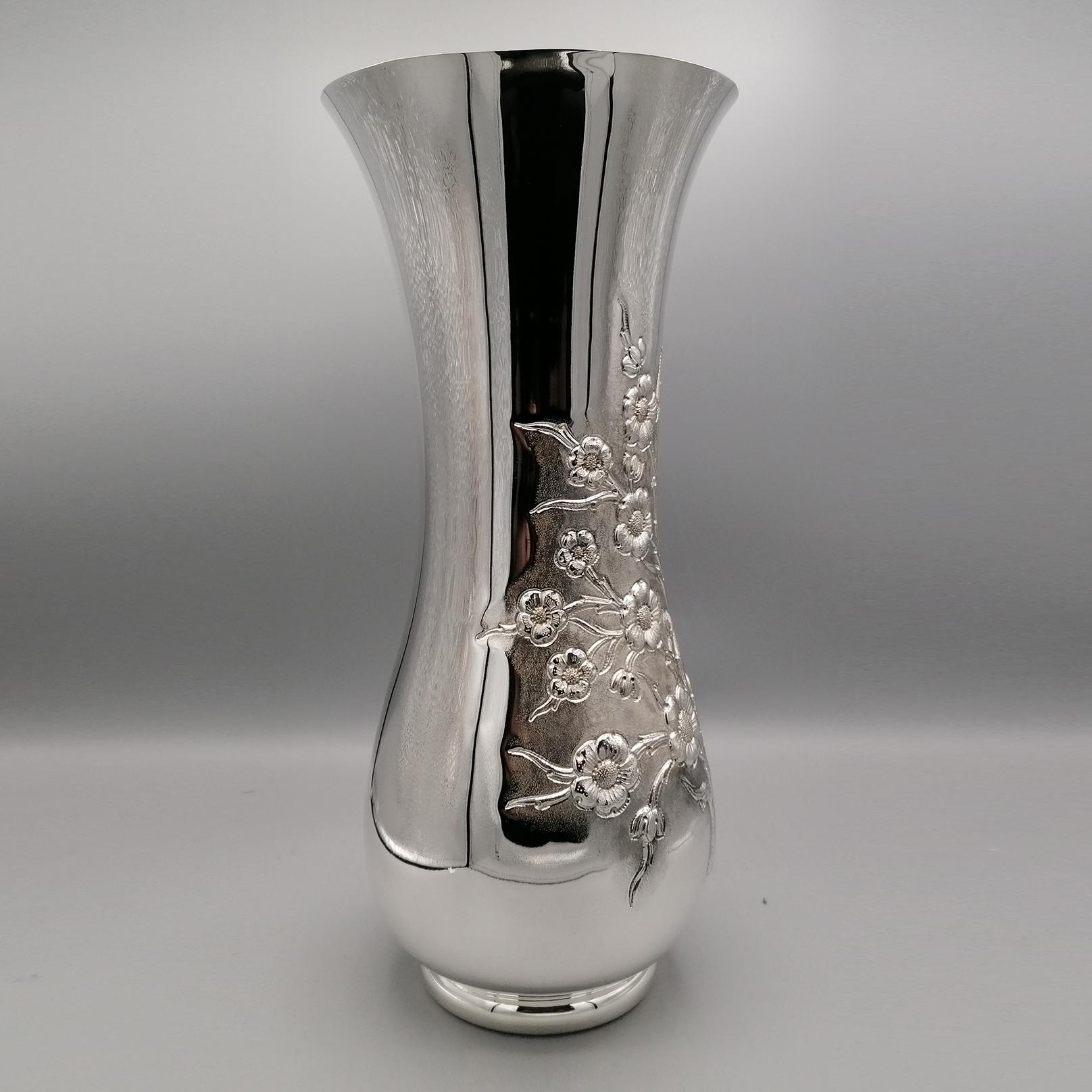 21th Century Italian Sterling Silver Vase For Sale 6