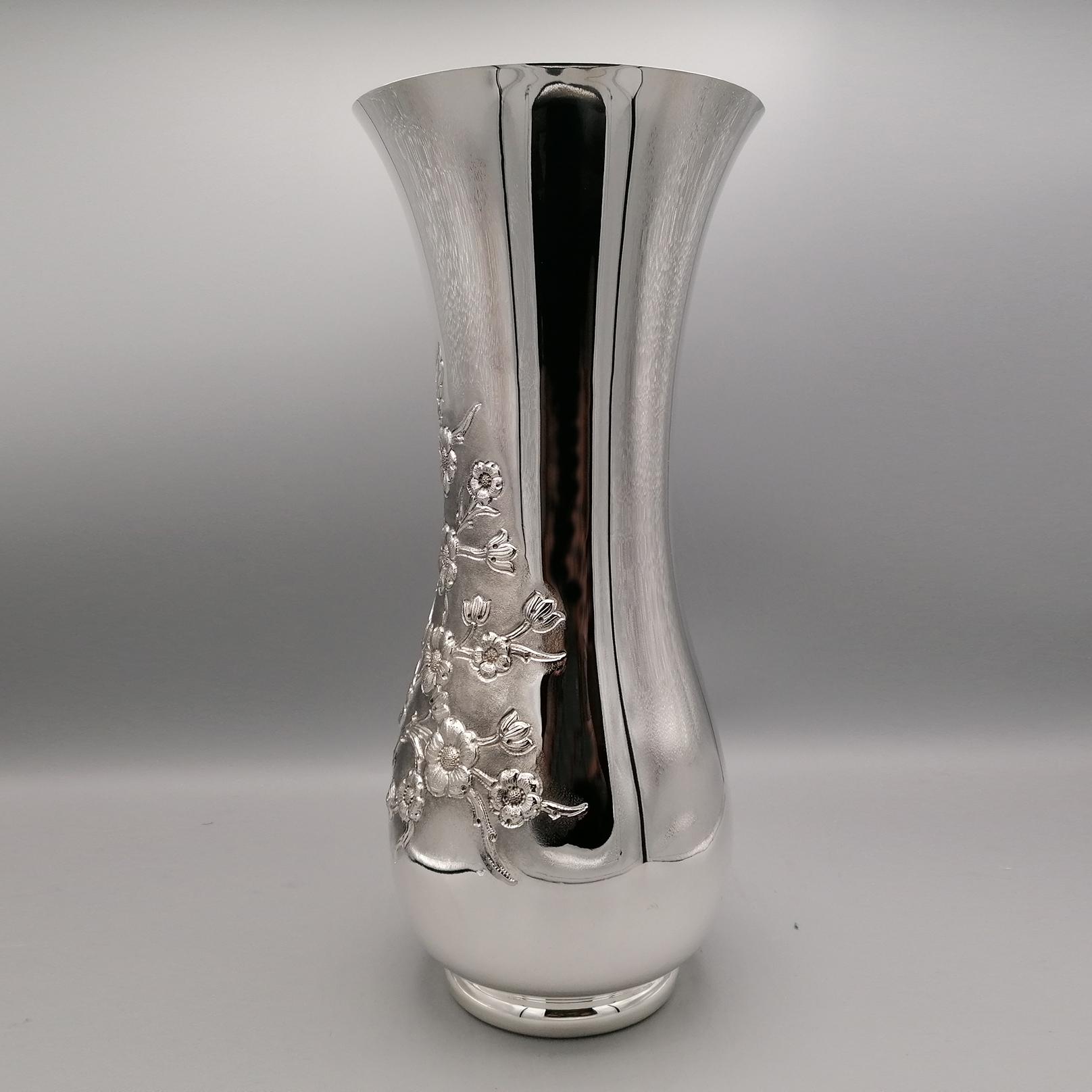 21th Century Italian Sterling Silver Vase For Sale 7