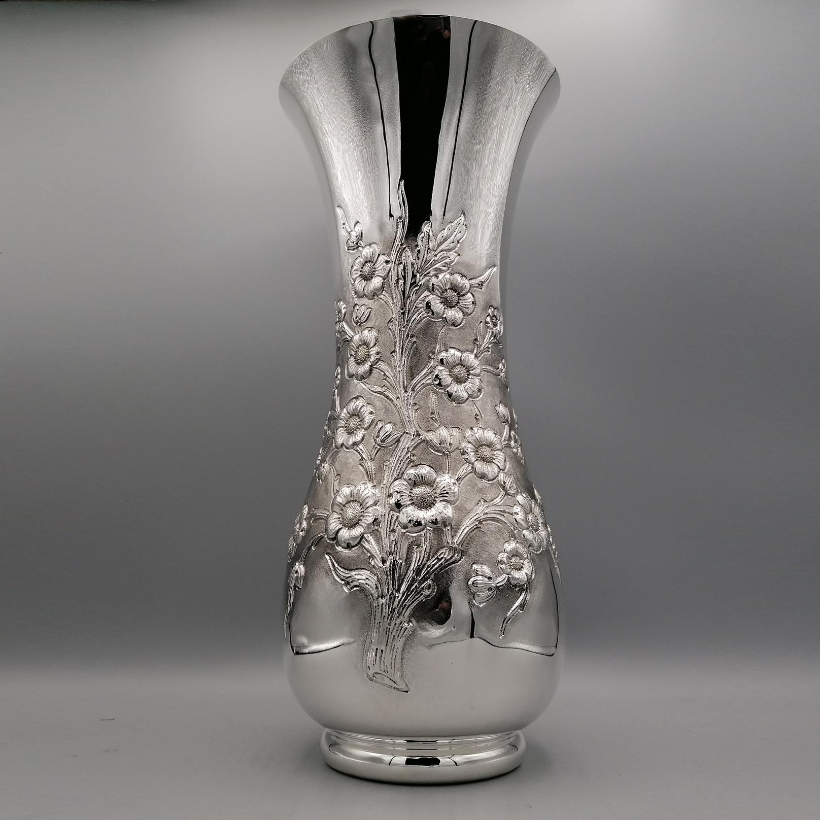 Other 21th Century Italian Sterling Silver Vase For Sale