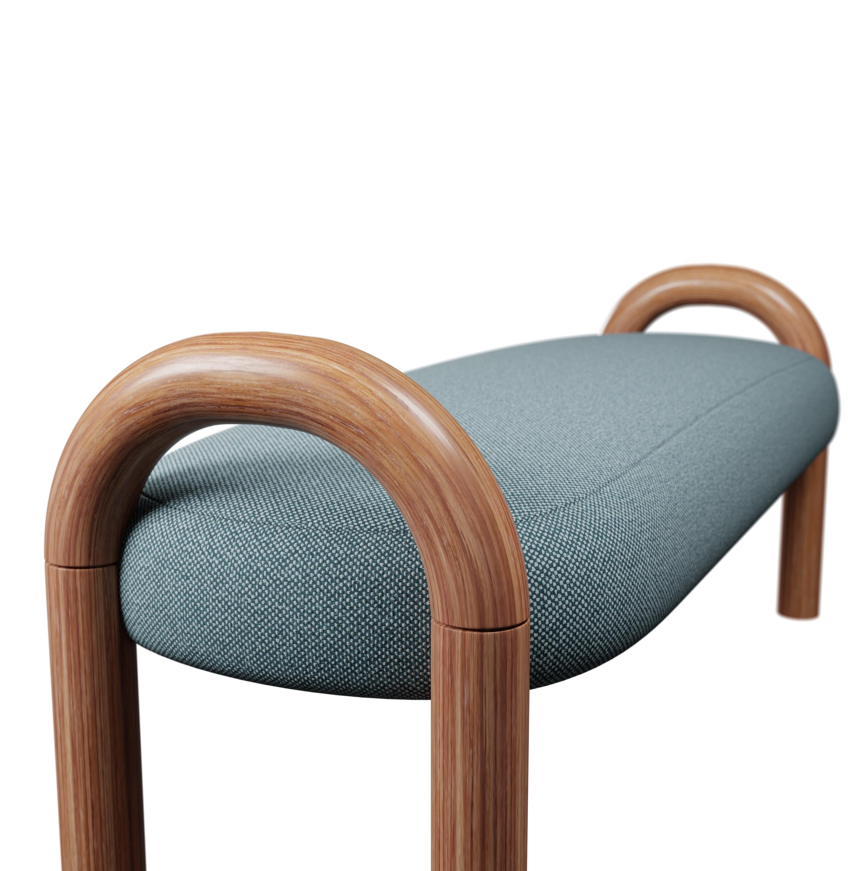 XXIe siècle et contemporain Banc U du 21e siècle en tissu bleu à tissage uni fabriqué à la main par Murmurio en vente