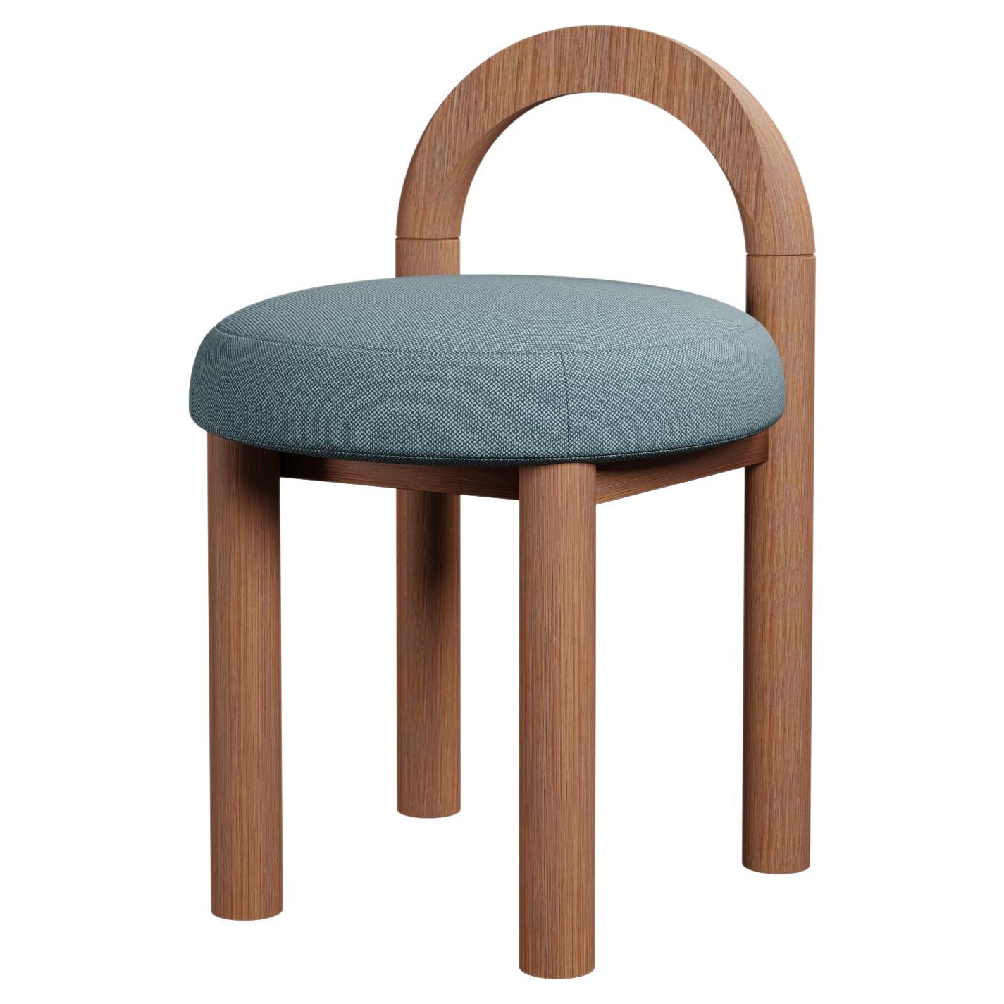 Moss-Hocker U aus dem 21. Jahrhundert in blauem, schlichtem Webstoff, handgefertigt von Murmurio