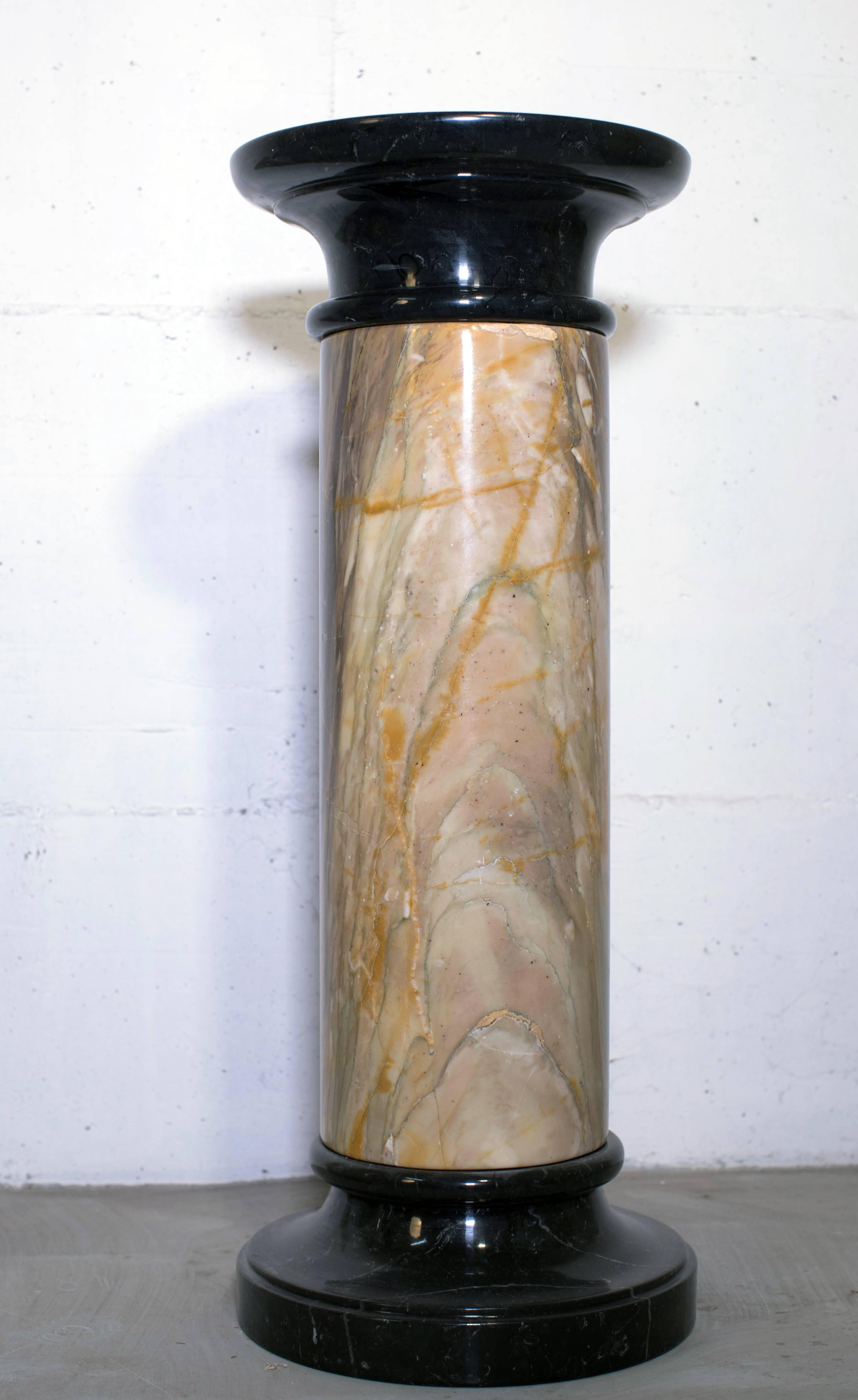 Contemporary 21st Century Neoclassical Italian Tuscany Yellow Siena Marble Pedestal For Sale