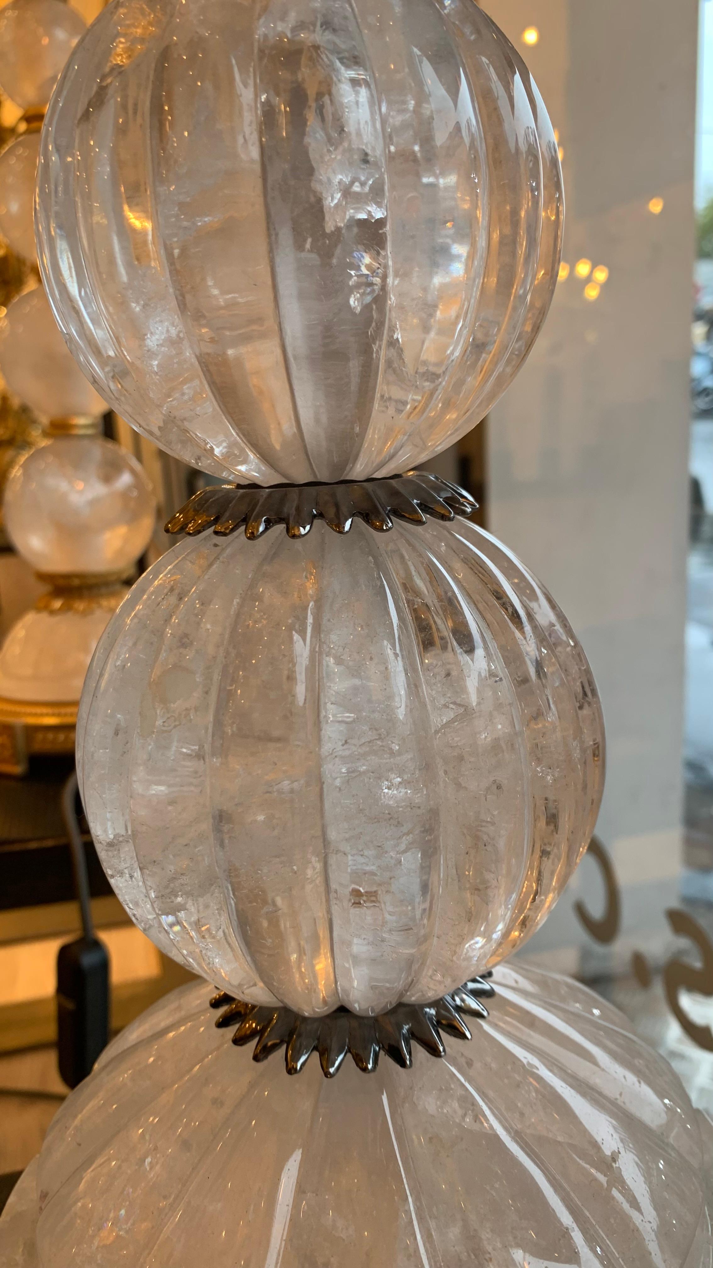 Tischlampe aus schwarzem Nickel, Bronze und Bergkristall, 21. Jahrhundert (21. Jahrhundert und zeitgenössisch) im Angebot