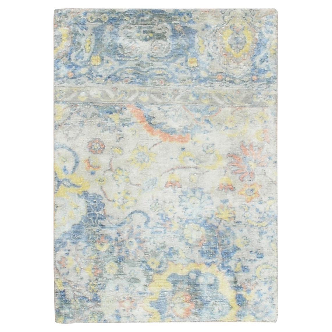 Tappeto orientale in lana e seta annodato a mano con disegno Oushak colorato grigio 2
1 "x2
10" in vendita