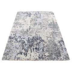 2'1"x3' White, Abstract Design, Wool and Pure Silk, Hand Knotted Mat Rug