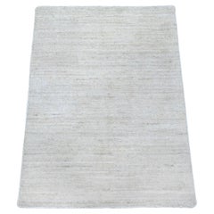 2
1"x3
 White Hand Knotted Sample Single Color Modern Peshawar Pure Wool Rug