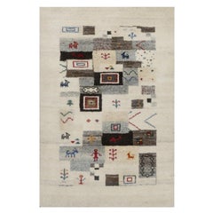 2
1"x3
1" White Modern Lori Buft Animal Figurines Hand Knotted Pure Wool Rug