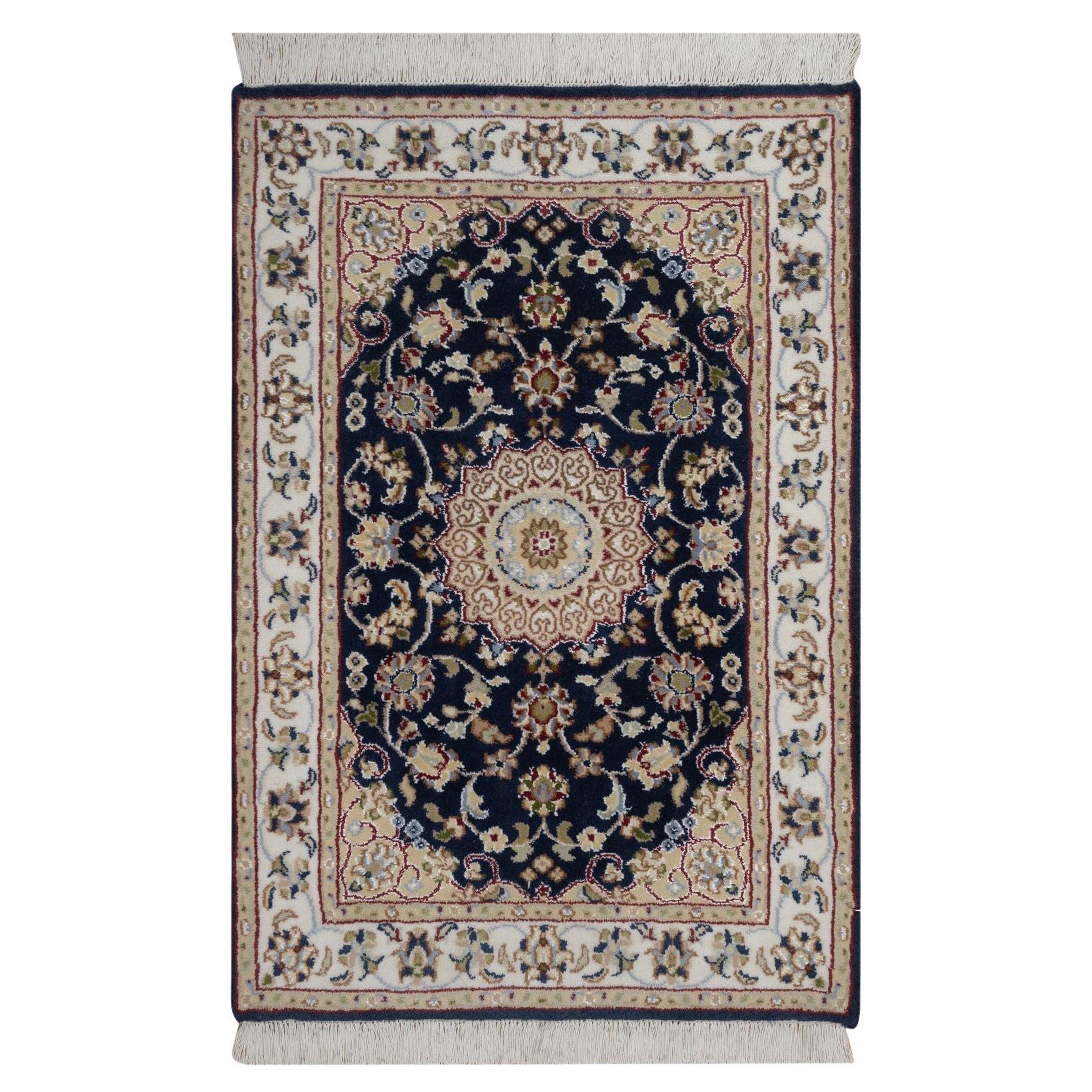 2'1 "x3'2" Kaviar Blau Nain mit Blumen Design Wolle und Seide Hand geknüpft Matte Teppich