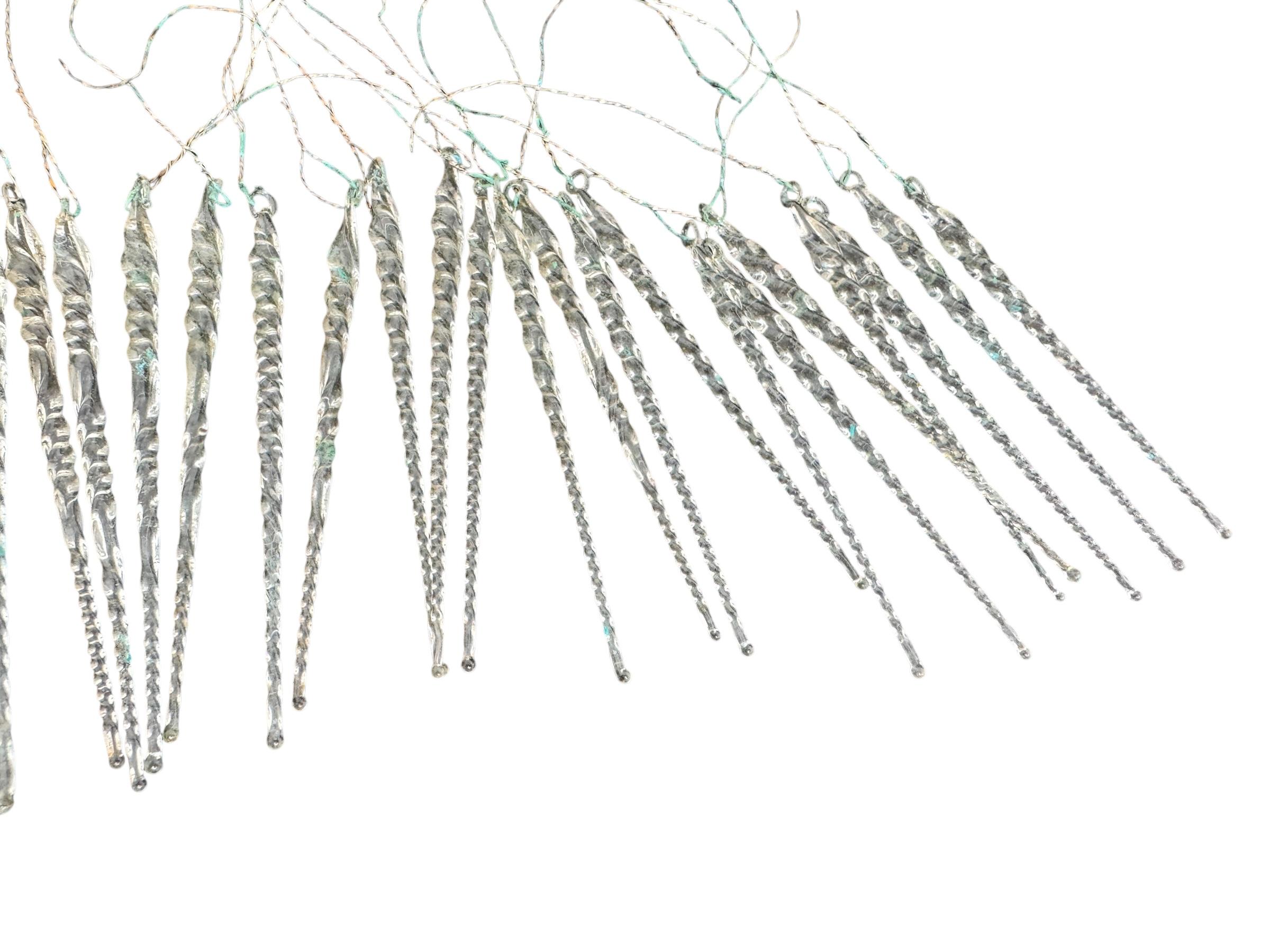 Hand-Crafted 22 Antique Germany Twisted Icicle Clear Glass Ornaments for Feather Tree, 1910s