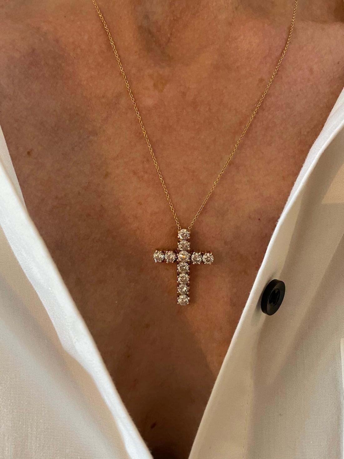 2,2 Karat 18k Gelbgold Diamant-Kreuz für Damen oder Herren