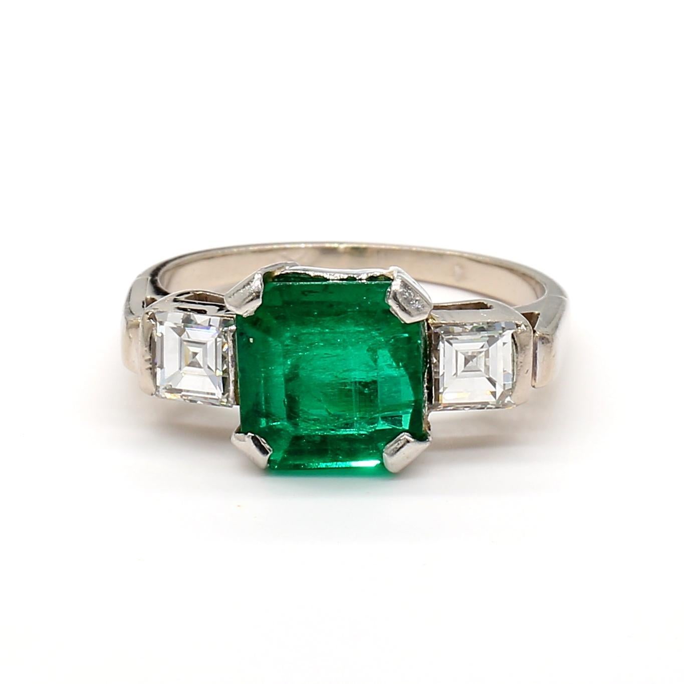 2.2 Carat Columbian Emerald and Diamond 18K Gold Ring