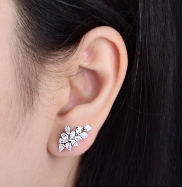 Modern 2.2 Carat Diamond 18 Karat White Gold Cluster Earrings For Sale