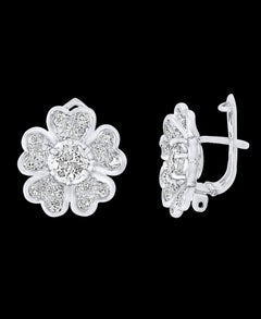 AGI Certified 2 Ct Diamond VS Quality Flower/Cluster Earring Platinum 0.7 Carat