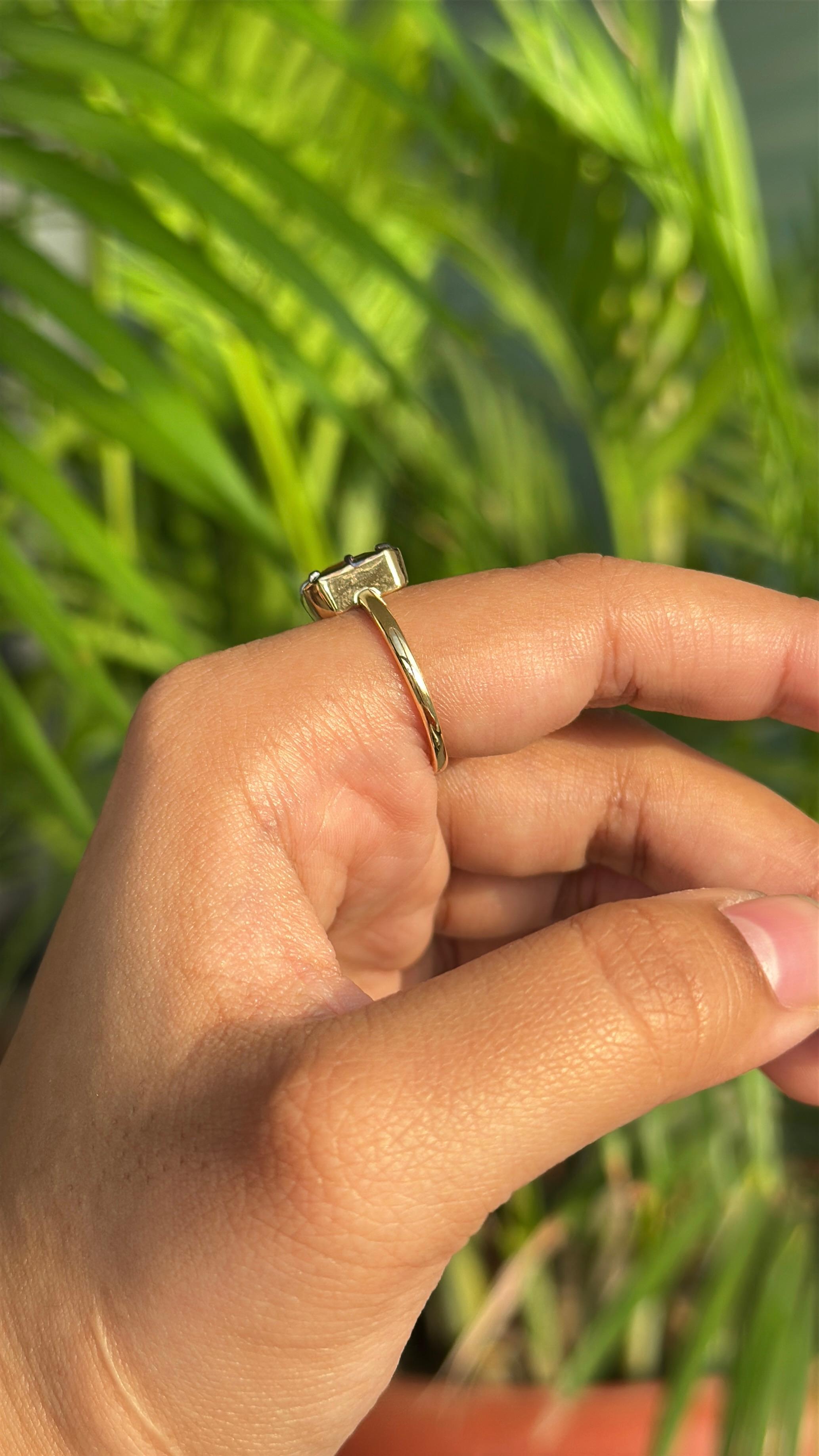 Im Angebot: Statement-Ring mit 2,2 Karat Rubin im Smaragdschliff aus 18 Karat Gelbgold mit schwarzem Rhodium () 11