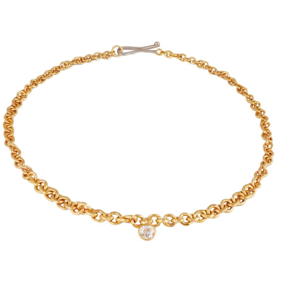 22 Carat Gold Hammered Graduated Chain Set with 1.55 Carat Old Cut Diamond