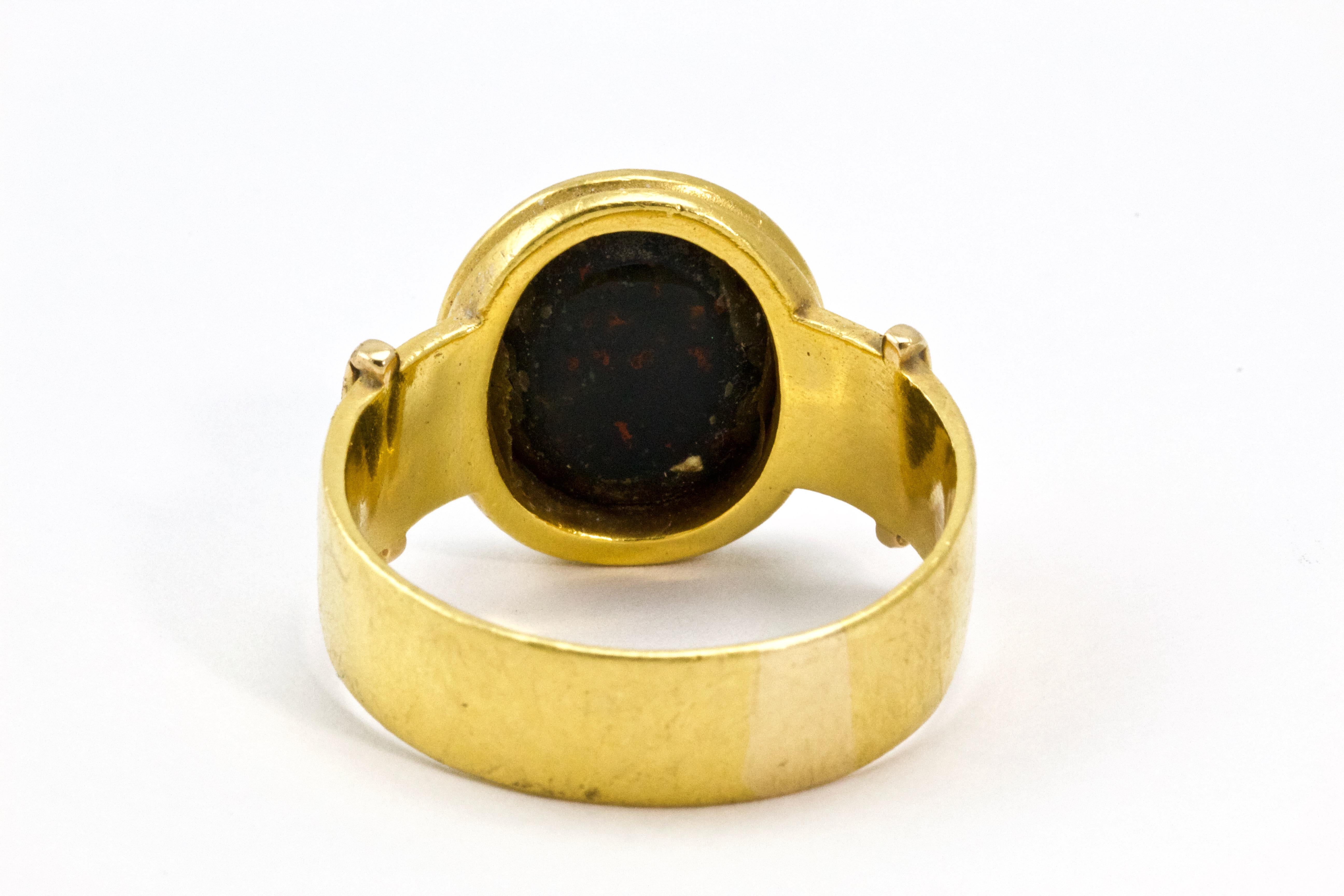 22 Carat Gold Victorian Bloodstone Signet Ring In Excellent Condition In Chipping Campden, GB