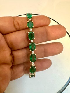 22 Carat Natural Brazilian Emerald & Diamond Tennis Bracelet 14 Kt Yellow Gold