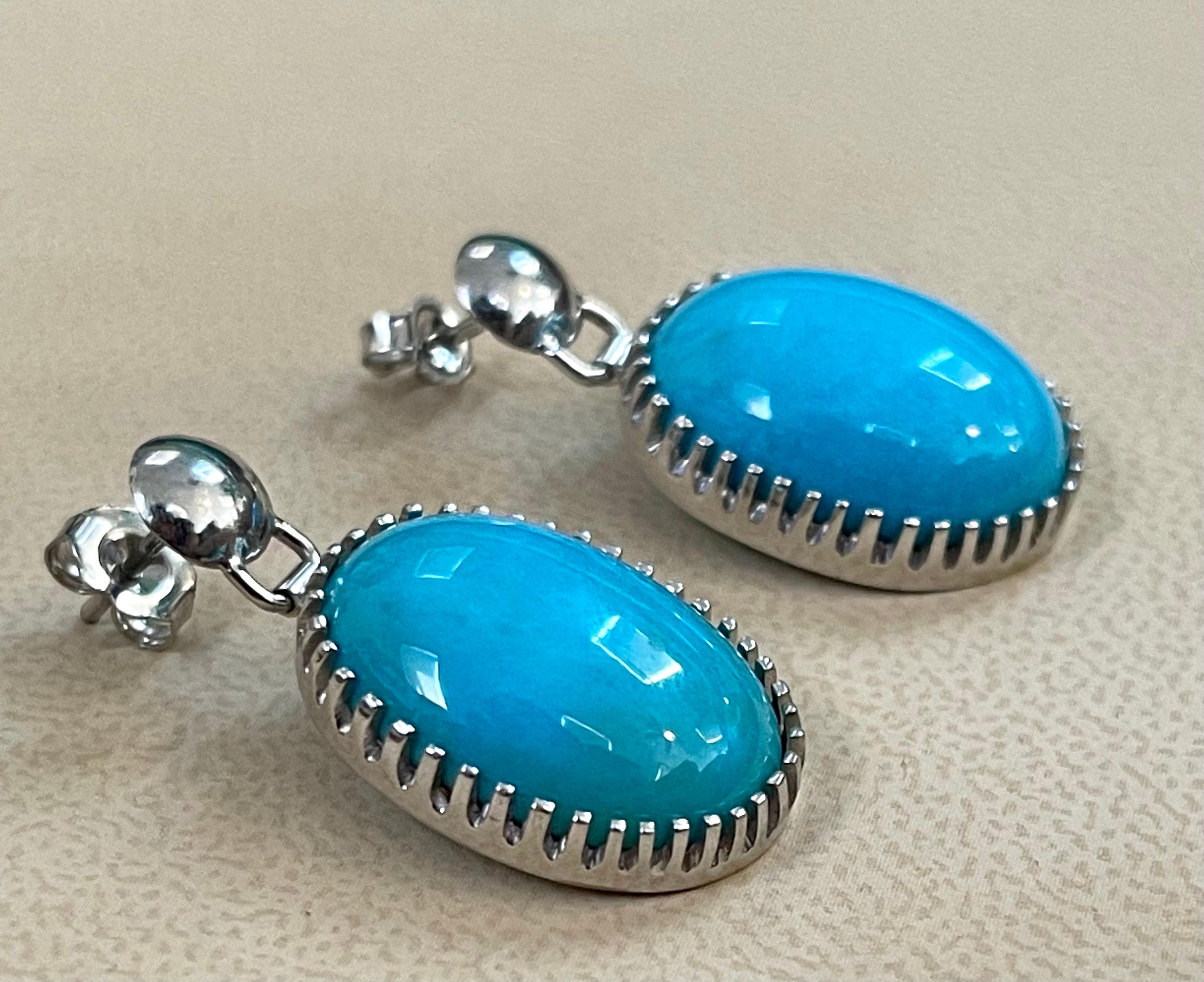 22 Karat natürlicher Türkis-Cocktail-Ohrring für schlafende Schönheit aus 18 Karat Weißgold (Tropfenschliff) im Angebot