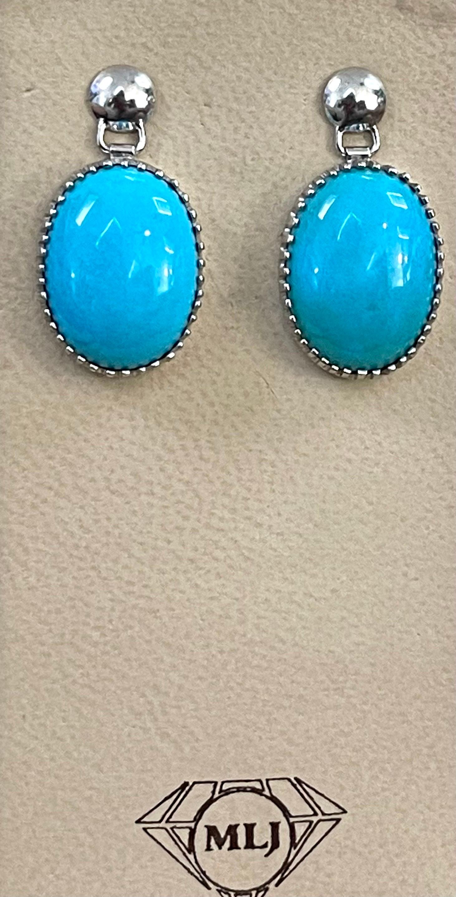 22 Carat Natural Sleeping Beauty Turquoise Cocktail Earring 18 Karat White Gold In Excellent Condition For Sale In New York, NY