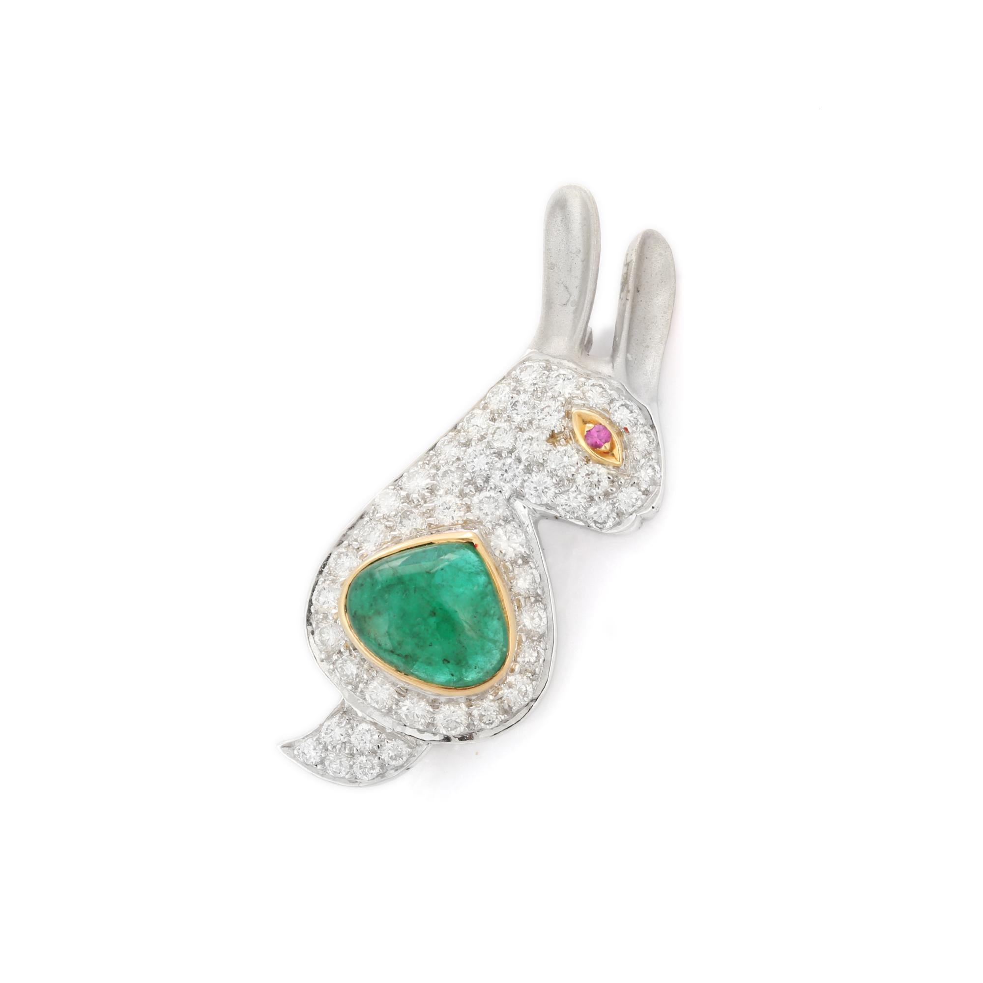 Heart Cut 2.2 Carat Emerald Diamond Rabbit Brooch in 18k Solid White Gold, Unisex Gifts