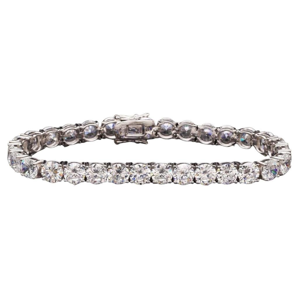 22 Karat runder Diamant im Brillantschliff Tennisarmband aus 18 Karat Weißgold