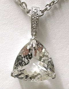 White Topaz 22 Carats Pendant with Pave Diamonds Chain Necklace