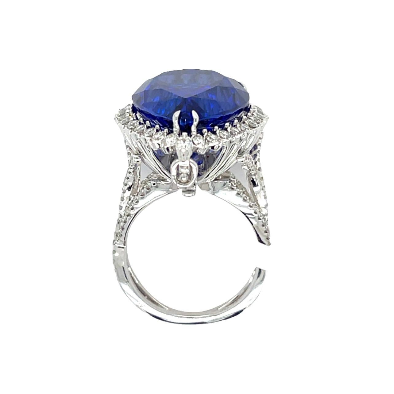 22 ct AAA Tanzanite and Diamond Ring in 18K White Gold For Sale 1