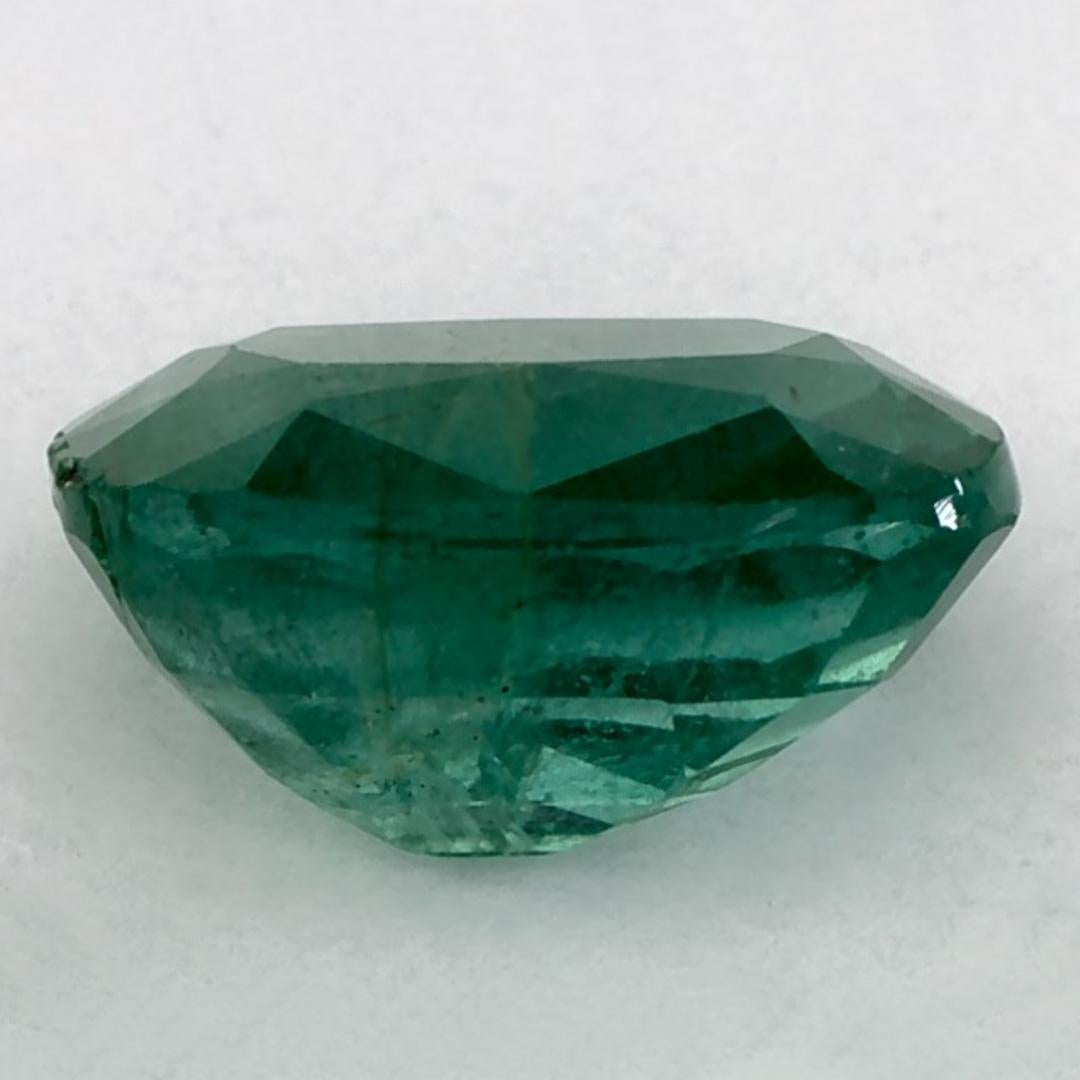 2.20 Ct Emerald Cushion Loose Gemstone In New Condition For Sale In Fort Lee, NJ