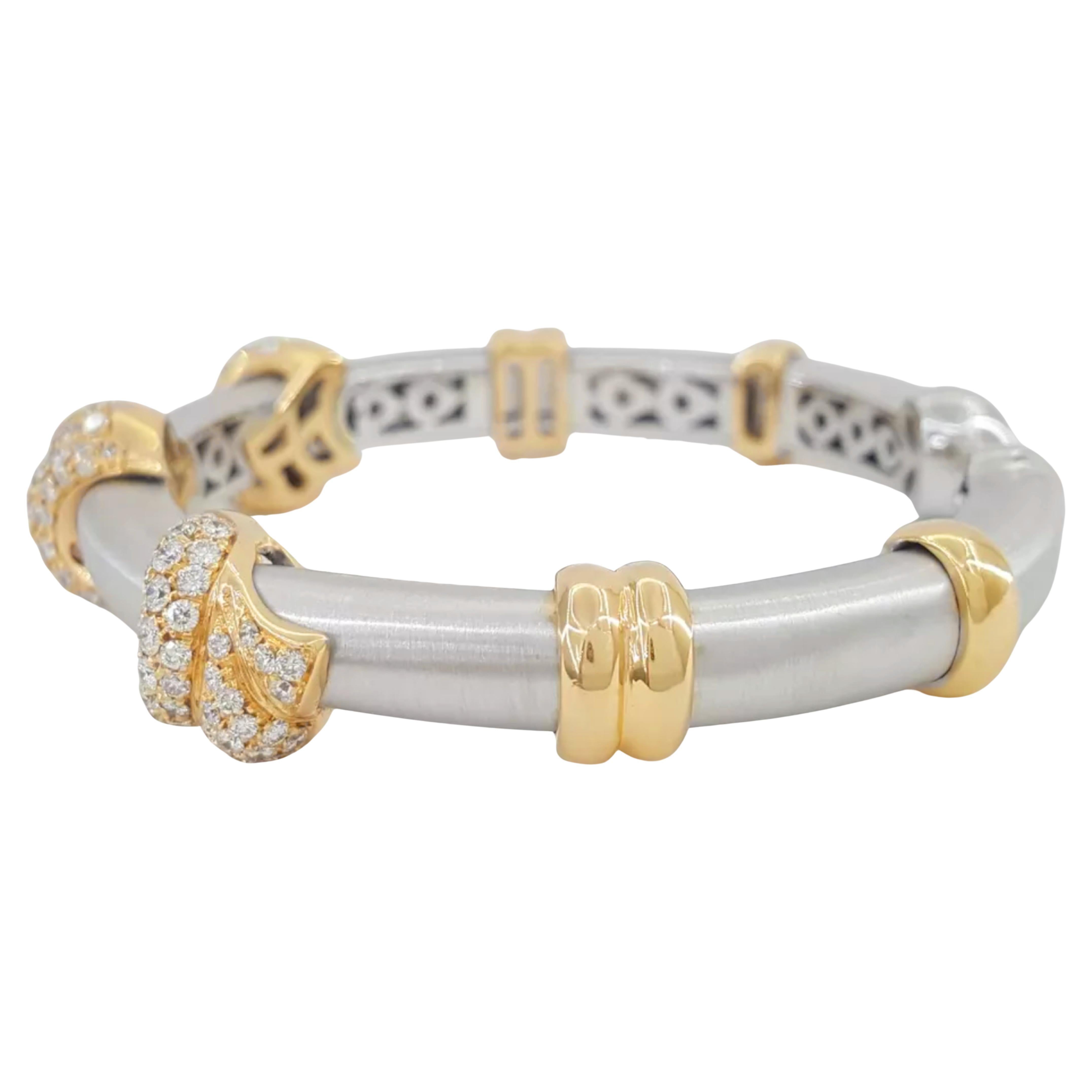 Taglio rotondo Bracciale flessibile con diamanti da 2,2 carati in oro bianco e rosa 18K in vendita