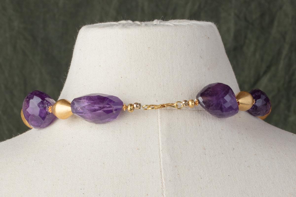 22 Karat Gold and Amethyst Beaded Pendant Necklace In Excellent Condition In Nantucket, MA