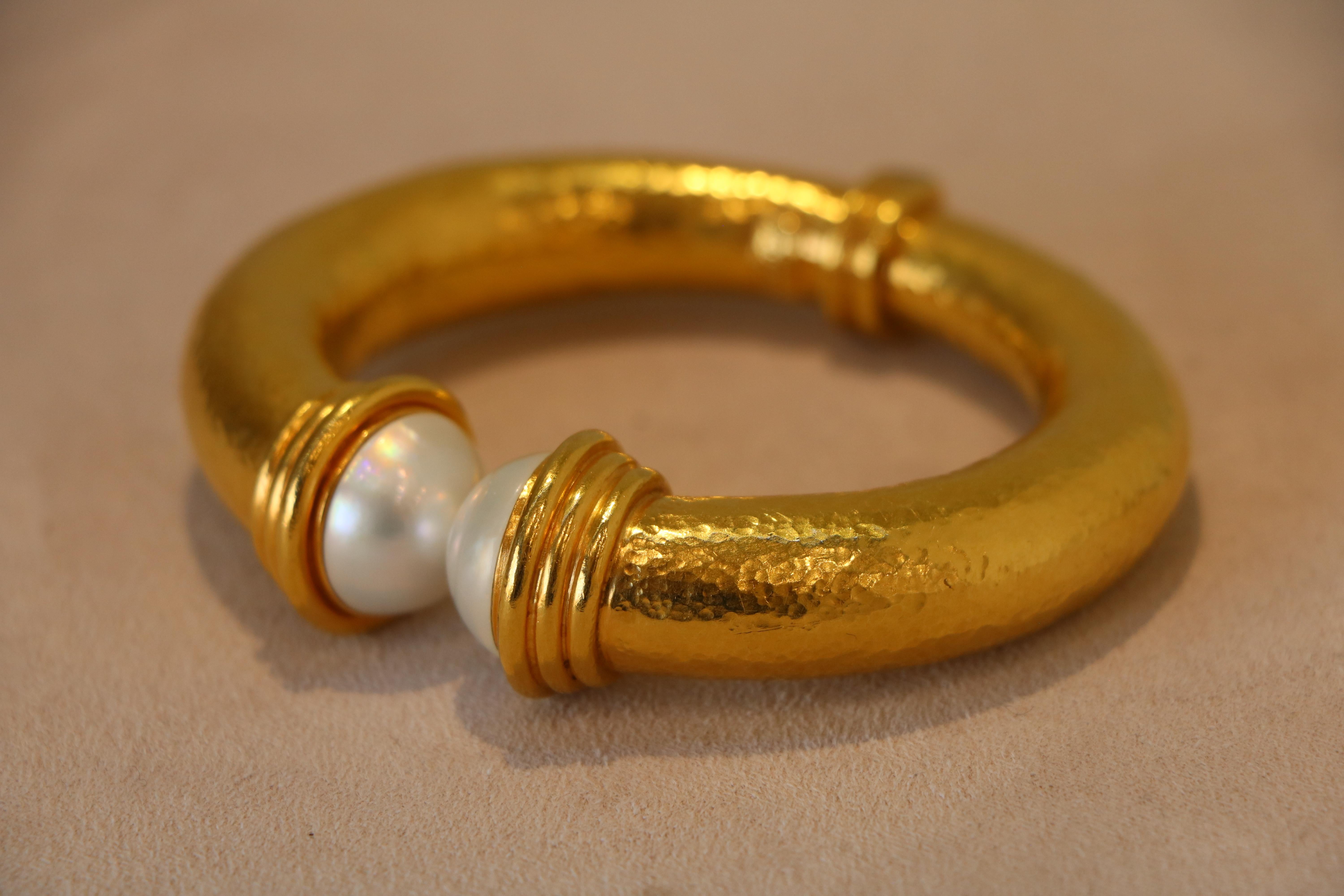 Bracciale in oro 22 carati del marchio Zolotas Jewelry in vendita 3