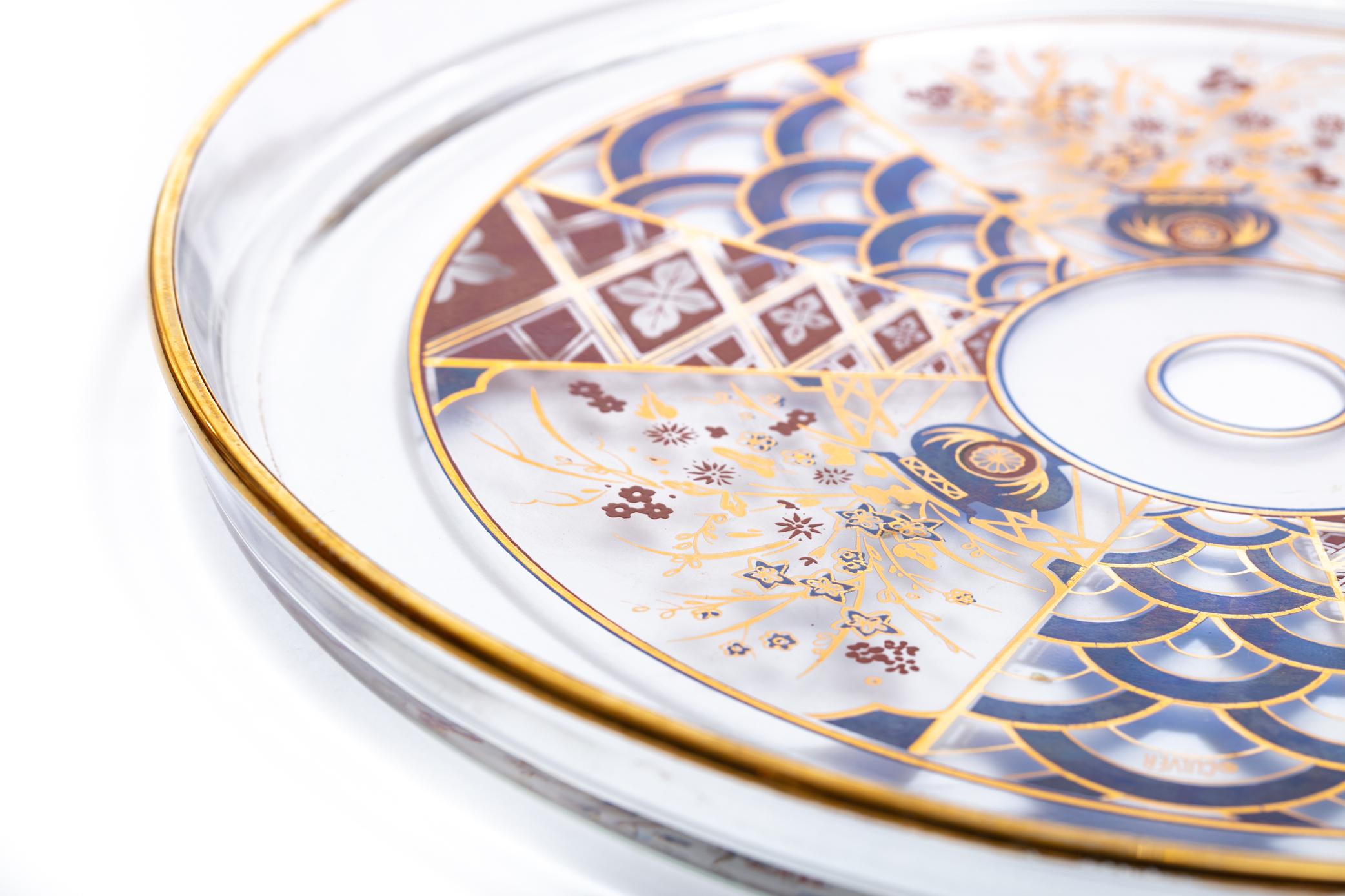 Mid-20th Century 22-Karat Gold Chinoiserie Themed Hors d'oeuvre Platter, circa 1960s For Sale