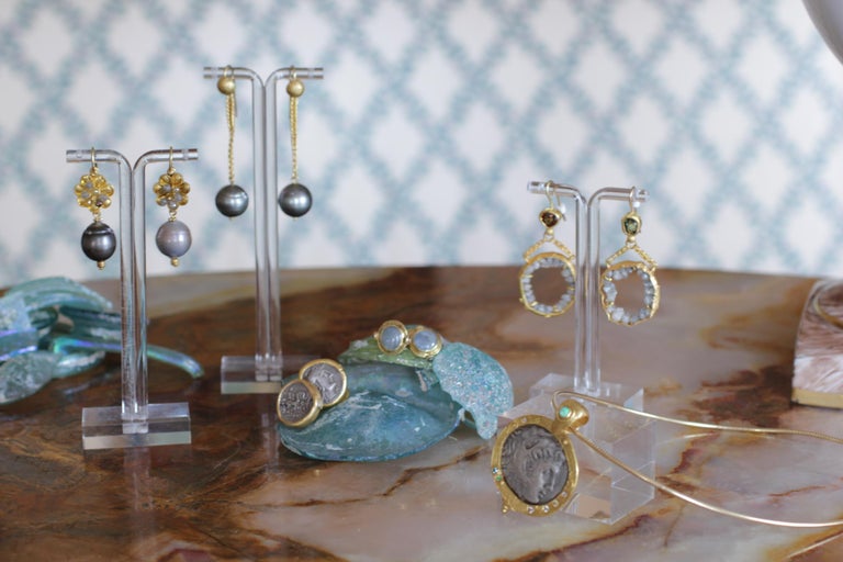 22 Karat Gold Gray Tahitian Pearls Diamond Contemporary Drop Dangle Earrings For Sale 8