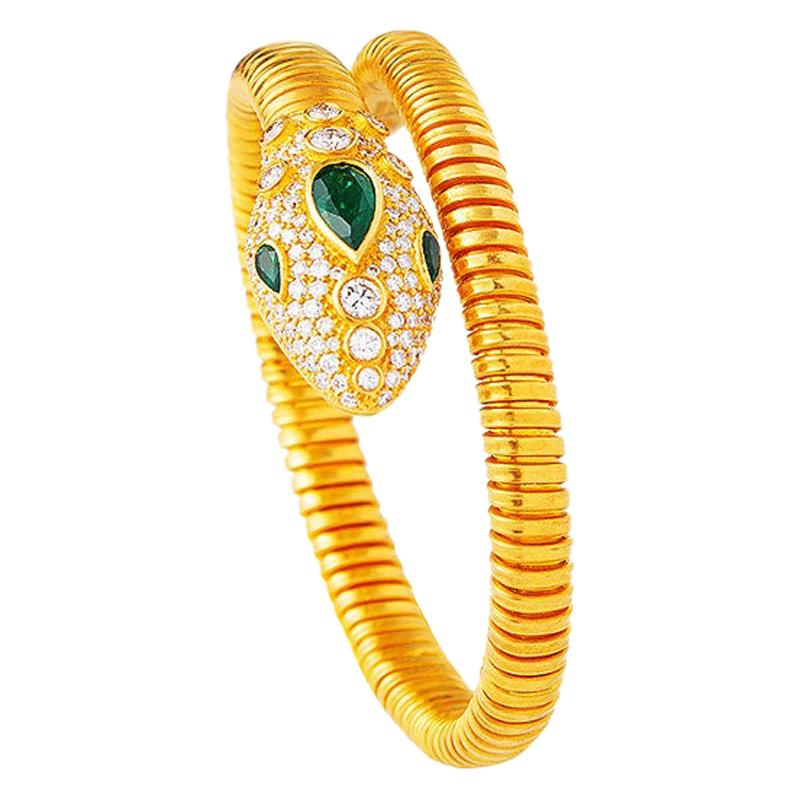 22 Karat Gold Green Garnet Diamond Snake Head Tubogas Flexible Cuff Bracelet For Sale