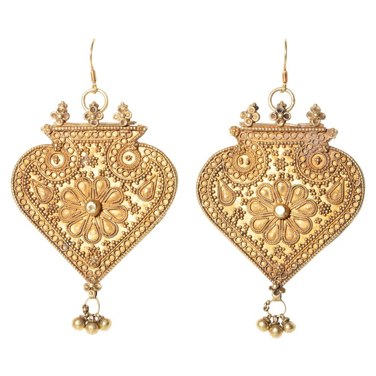 22 Karat Gold HandTooled Indian Pendant Dangle Earrings at 1stDibs